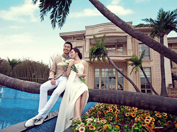 Wedding Photography Artificial Coconut Tree